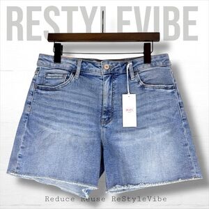 MOCO BOUTIQUE Women’s Size XL Shorts Denim Jean All Summer Long Tummy Control